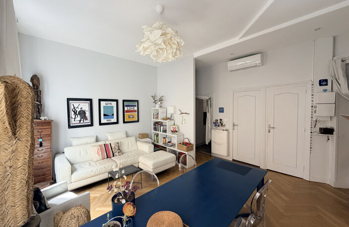 LYON 7 SAXE GAMBETTA APPARTEMENT TYPE 3 DE 50M2 CLIMATISE AV — photo 2