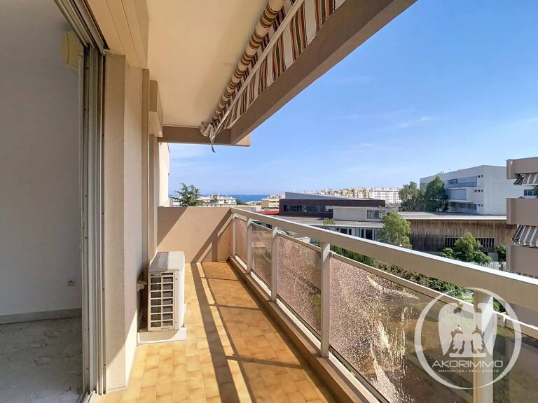 NICE FABRON F4 TERRASSE-CAVE (garage en sus) — photo 1