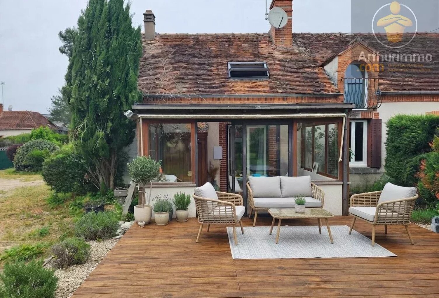 À LOUER : MAISON 2 CHAMBRES AVEC JARDIN — photo 1