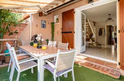Maison T4 avec terrasse piscine et parking — photo du bien