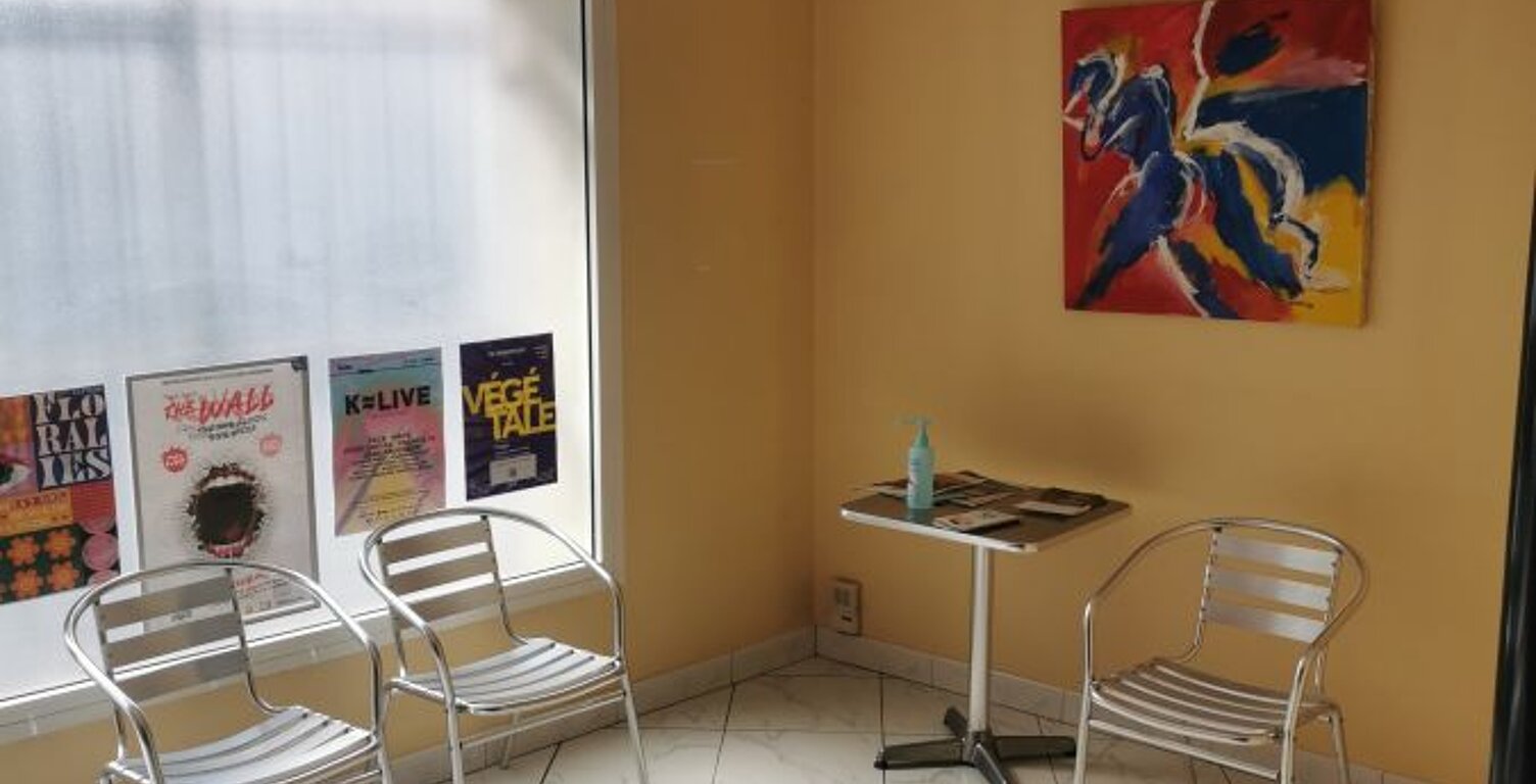 Local commercial Bureau dans cabinet paramédical — photo 1