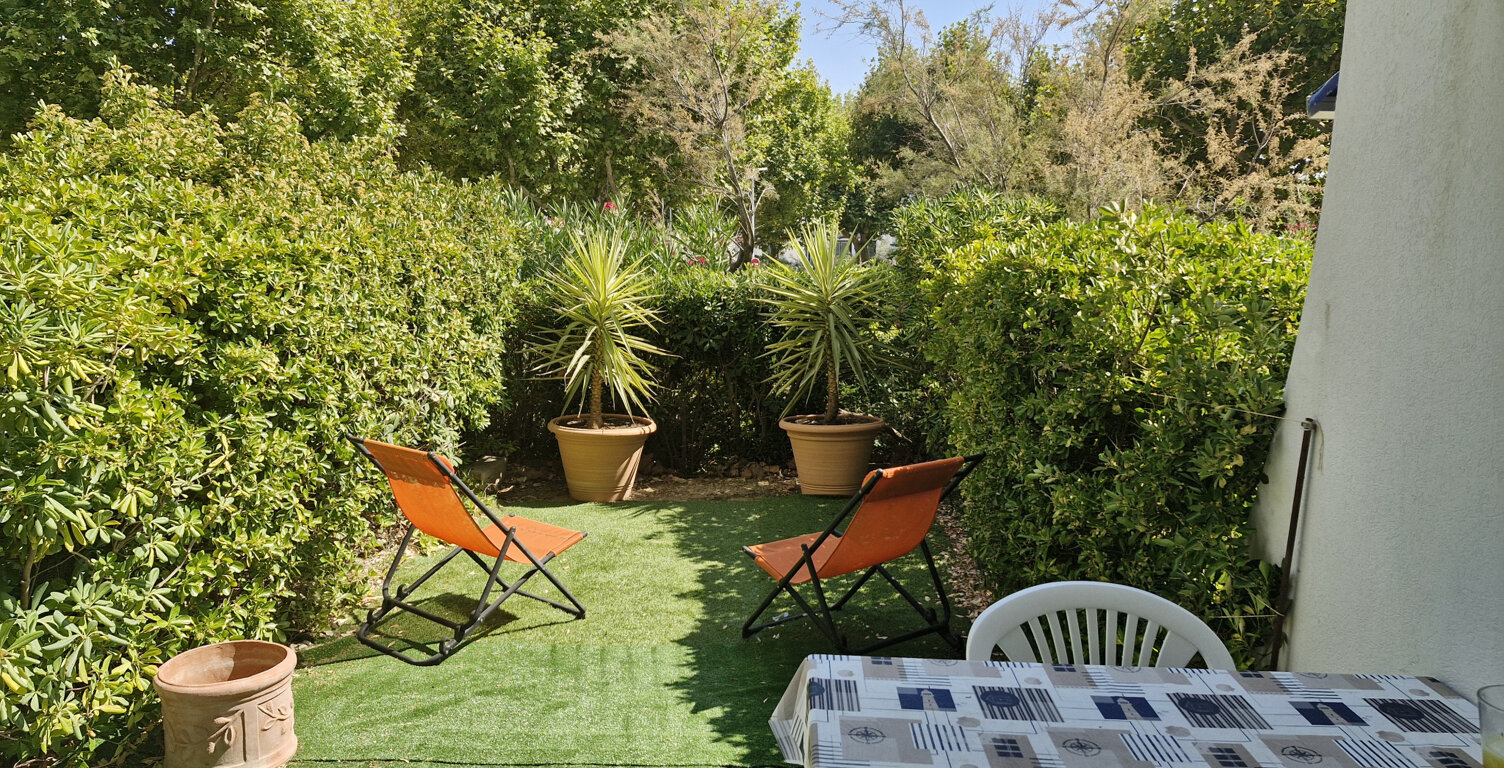 Rez-de-jardin moderne, véritable coin de verdure à deux pas — photo 1