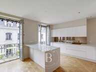 Lyon 2 - Jacobins - Appartement rénové de 94,17 m² - Balcon - 2 Chambres — photo 2