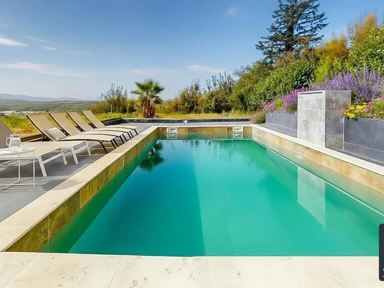 Millery – « Villa sur le toit » 6 pièces de 135 m² sur 500 m² de terrain avec piscine et spa — photo 1