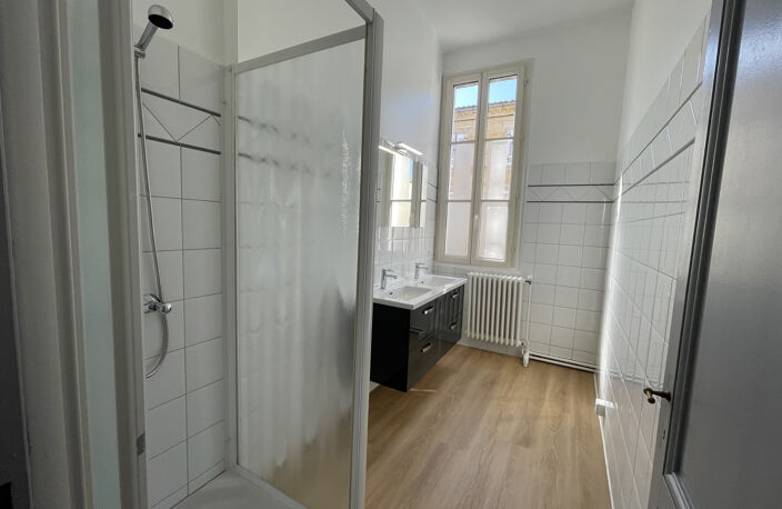 Maison de ville T4 - 105m2 - Libourne Centre — photo 4