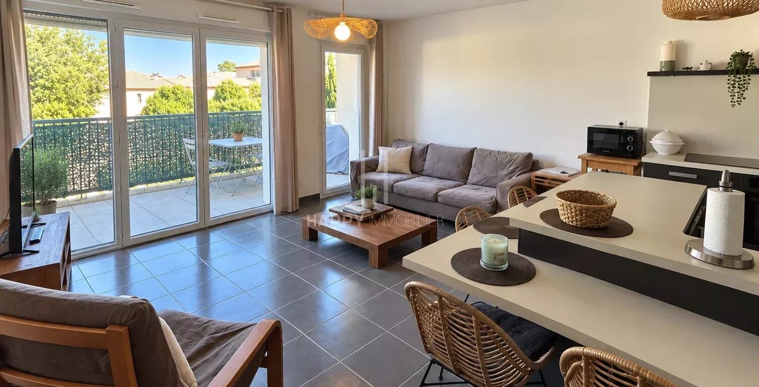 Appartement en résidence sécurisée centre village — photo 1