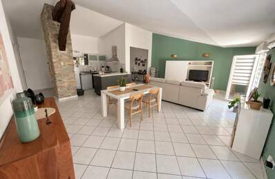 Appartement T3 - 90 m² avec terrasse tropézienne — photo du bien