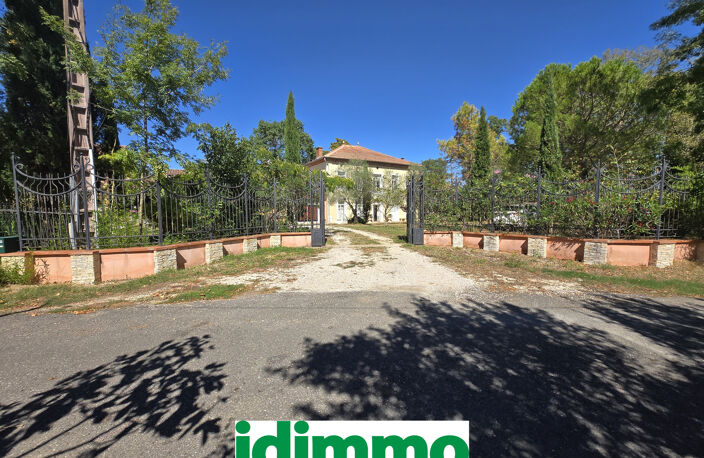 SAINT-MARTIN D'OYDES-CHATEAU MERCIE 350 m2 — photo 4