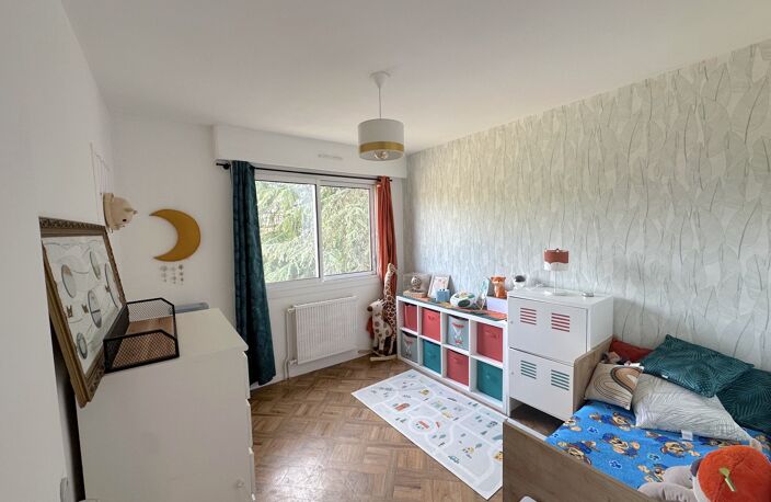 TOULOUSE - PLACE DE L'ORMEAU - T3 lumineux de 64m² — photo 5
