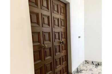 Appartement 4 pièces 154000 €