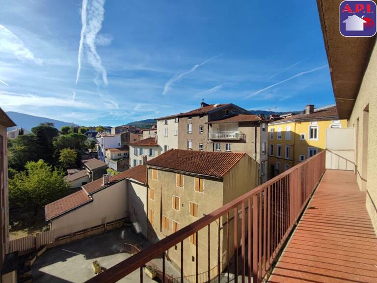 SPACIEUX T4 LUMINEUX — photo 1