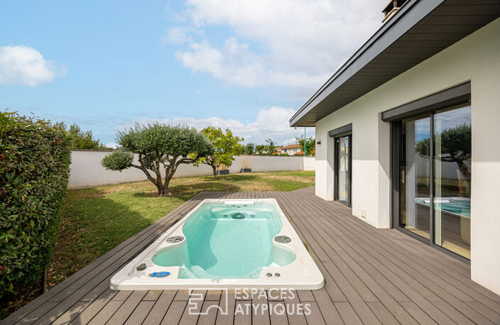 Maison rénovée avec beaux volumes, spa et garage XXL — photo 3