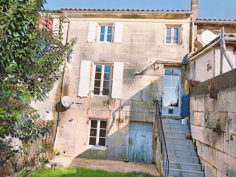 Charmante maison au cur de Jarnac 16200  85m² - 3 chambres  — photo 1