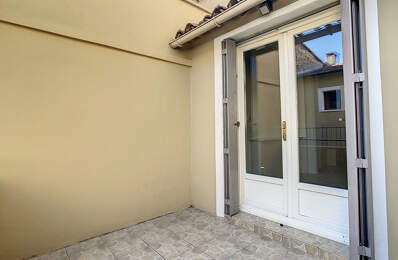 Appartement T2 avec terrasse — photo du bien