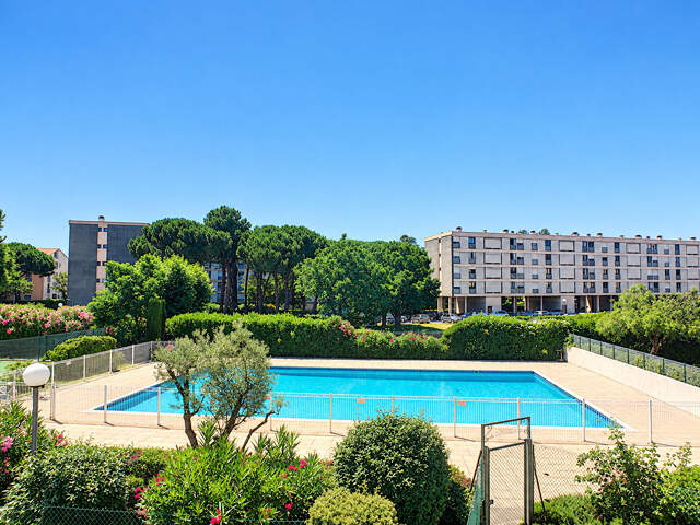 FREJUS, STUDIO, LOGGIA, PARKING, CAVE, PISCINE, TENNIS — photo du bien