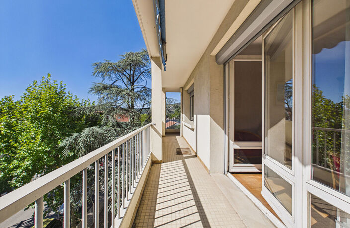 Appartement T3 avec balcon, cave et stationnement Avenue Victor Hugo — photo 2