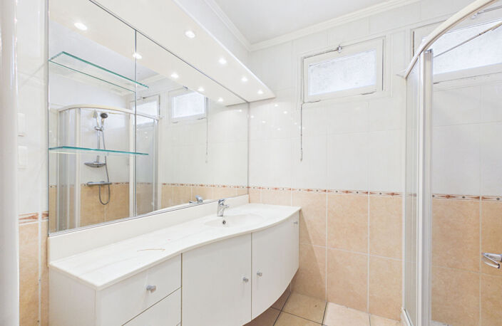 Appartement T3 avec balcon, cave et stationnement Avenue Victor Hugo — photo 4