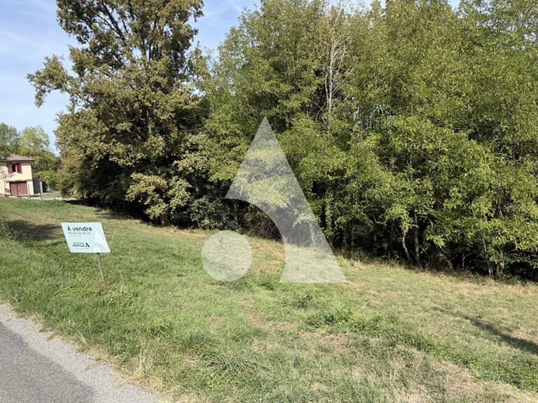 Terrain constructible Saint Lezer 4153 m² (vue Pyrénées) — photo 1
