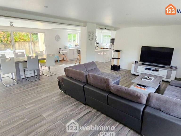 Maison - 149m² - Bénéjacq — photo 1