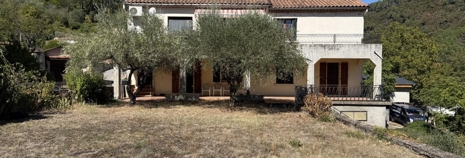 Maison 9 Pièces 200 m² à vendre à Peyremale (30160)