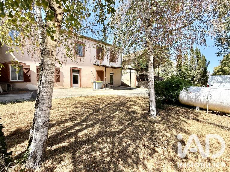 Vente Immeuble 230 m&sup2; — photo 1