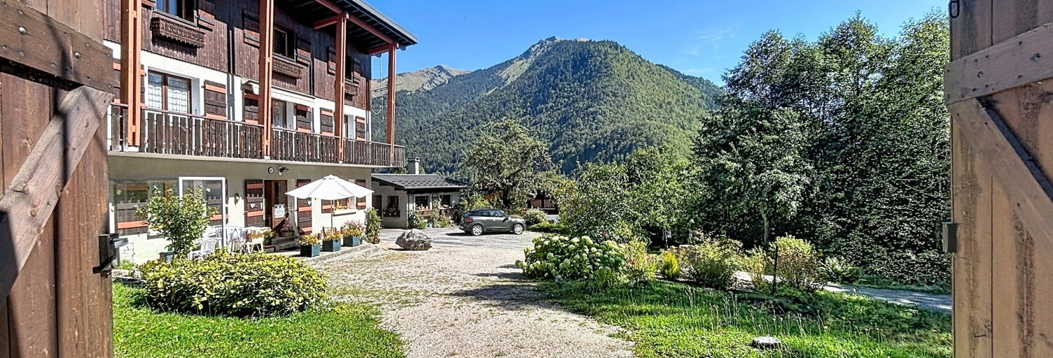 Maison 8 Pièces 185 m² à vendre à Essert-Romand (74110)