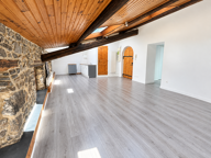 BEL APPARTEMENT ANCIEN DERNIER ETAGE RUE DE FONTANES ANNONAY — photo 2