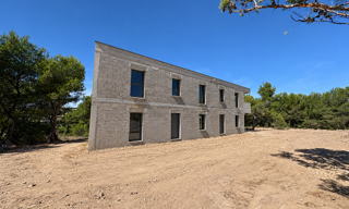 Commerce  83 m² à louer à Septèmes-les-Vallons (13240)