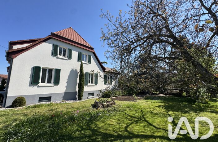 Vente Maison/villa 9 pièces — photo 2
