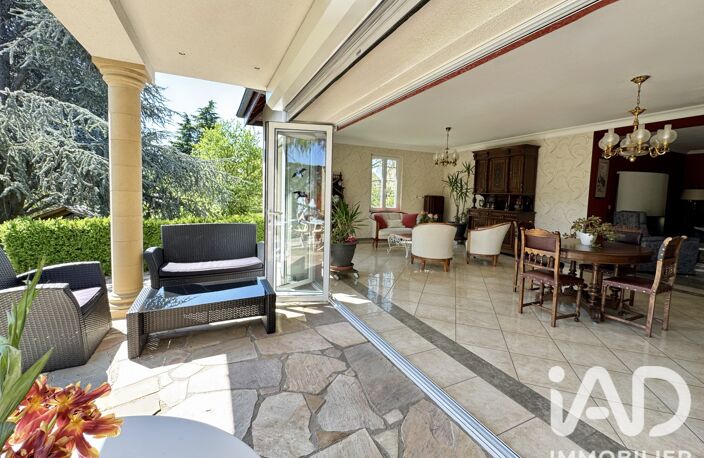 Vente Maison/villa 9 pièces — photo 3
