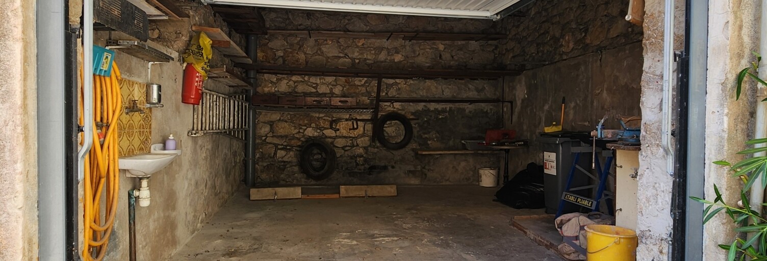 Garage  19 m² à vendre à Beausoleil (06240)