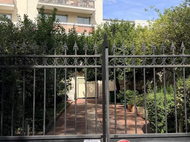 Vente Parking 12 m&sup2; — photo du bien
