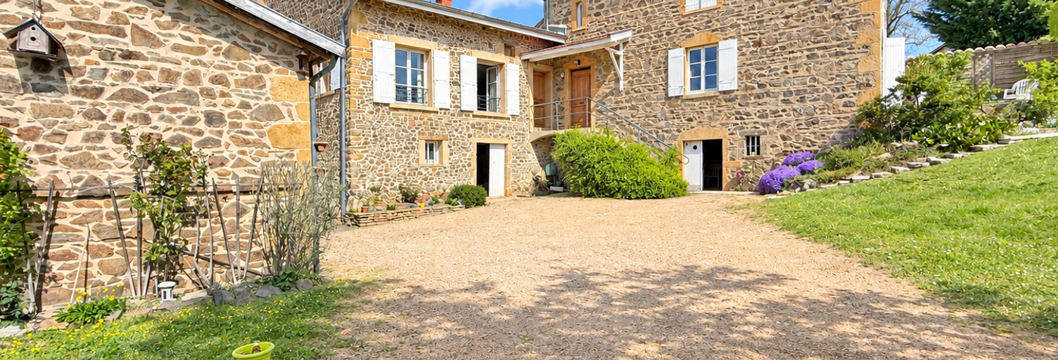 Maison 5 Pièces 180 m² à vendre à Saint-Vérand (69620)