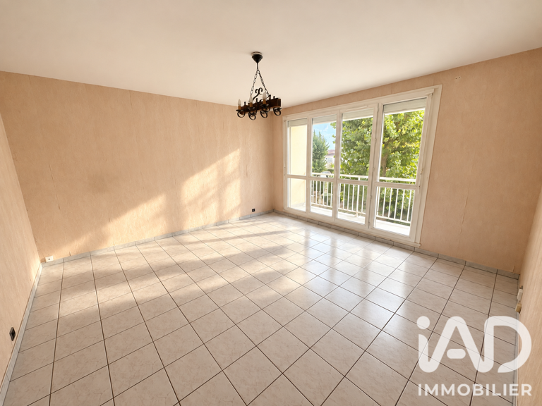 Location Appartement 3 pièces — photo 1
