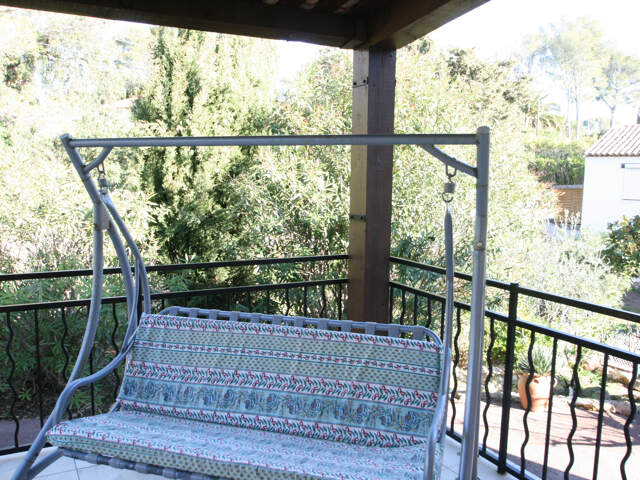 APPARTEMENT 4 PIECES EN VILLA INDIVIDUELLE — photo du bien
