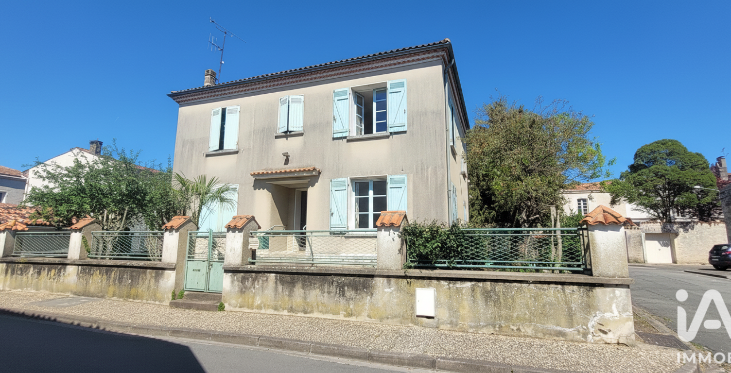 Vente Maison de ville 7 pièces — photo 1