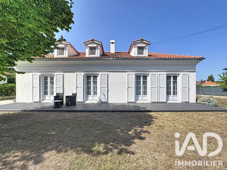 Vente Maison/villa 7 pièces — photo 1
