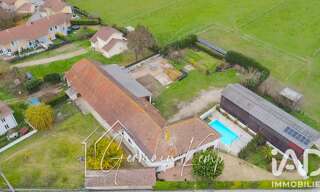 Maison 9 Pièces 250 m² à vendre à Aoste (38490)