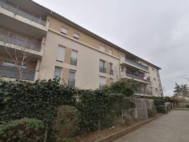 Studio meublé de 33 m2 avec garage — photo du bien