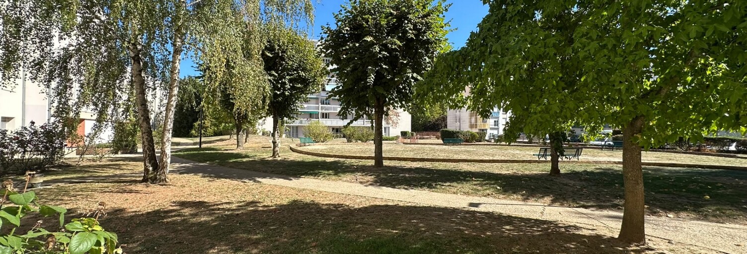 Appartement 4 Pièces 82 m² à vendre à Rambouillet (78120)