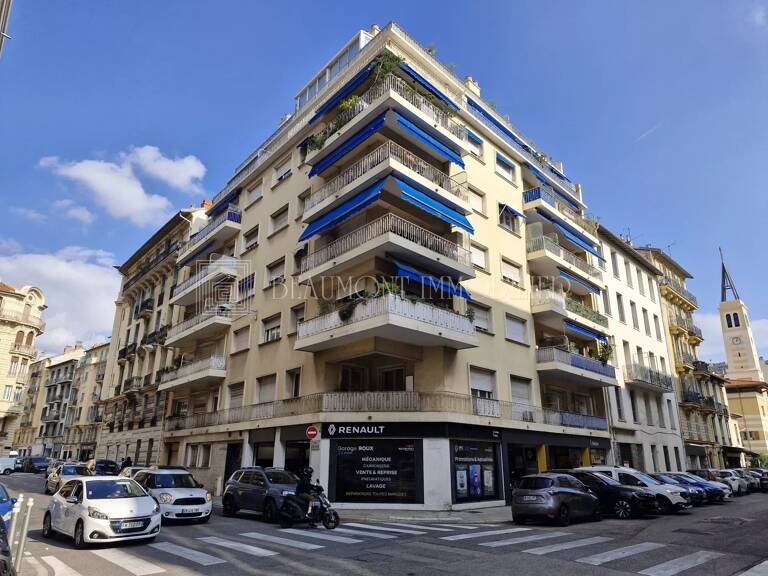 MAGNIFIQUE F1 MEUBLE — photo 1