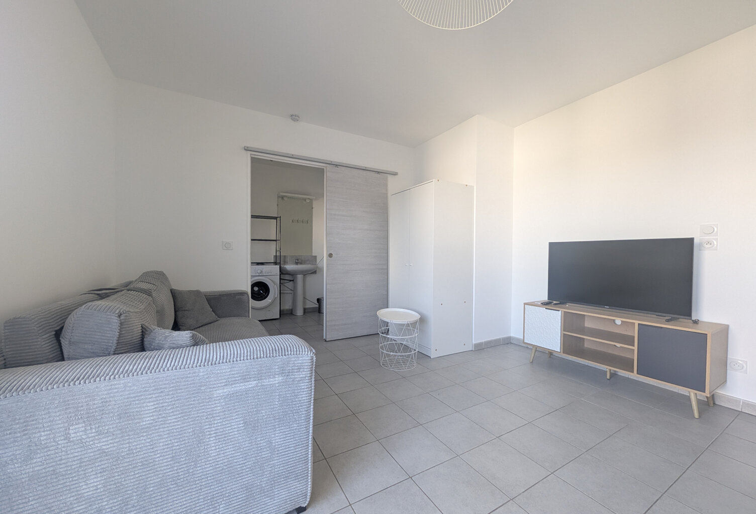 Studio meublé - 27 m2 - Avec terrasse — photo 1