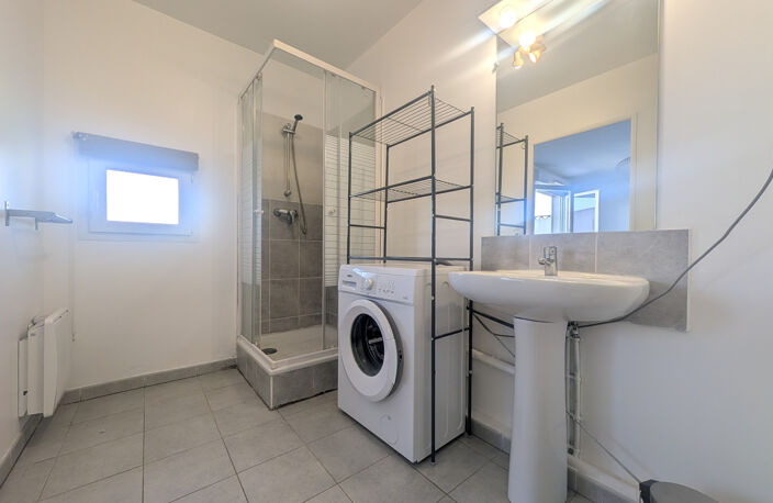Studio meublé - 27 m2 - Avec terrasse — photo 3