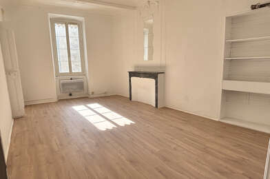 Appartement 4 pièces 815 €