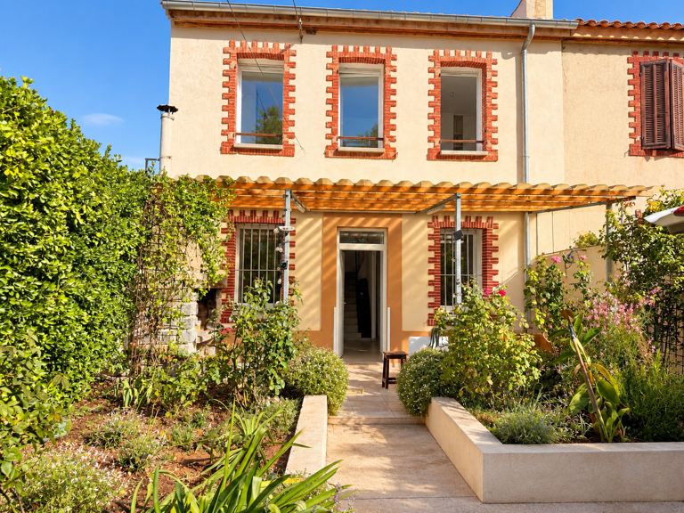 MAISON CHATEAU GOMBERT 13013 — photo 1