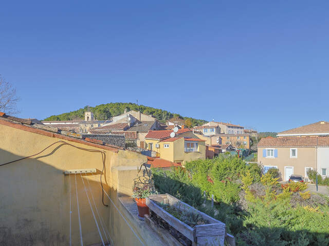 Maison de village T5 + terrasse tropézienne + garage + cave — photo du bien