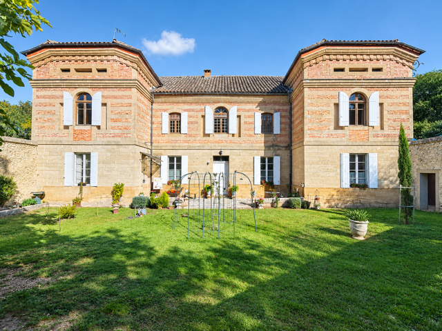 Château de 1825 à Uzès — photo du bien