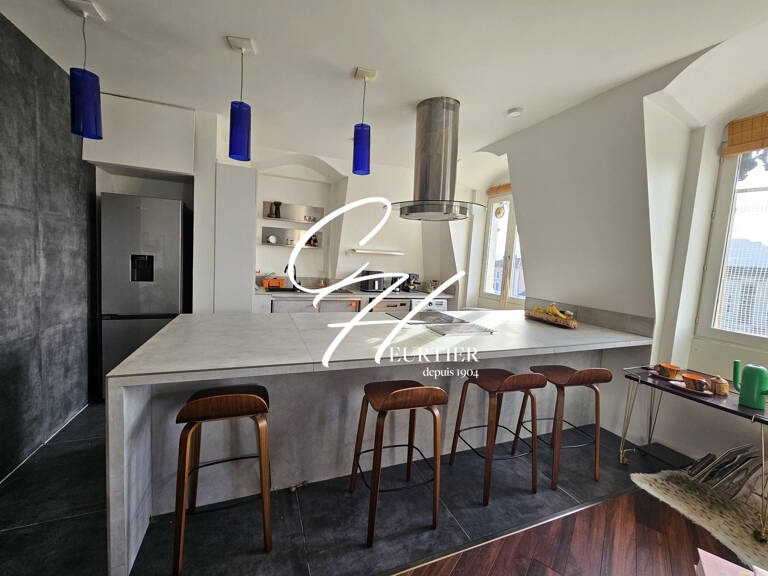 Appartement T3 de standing de 78 m² en hypercentre avec cachet — photo 1