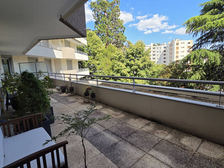 T3 - Cellier, terrasse et parking - Résidence de standing Ch — photo 1