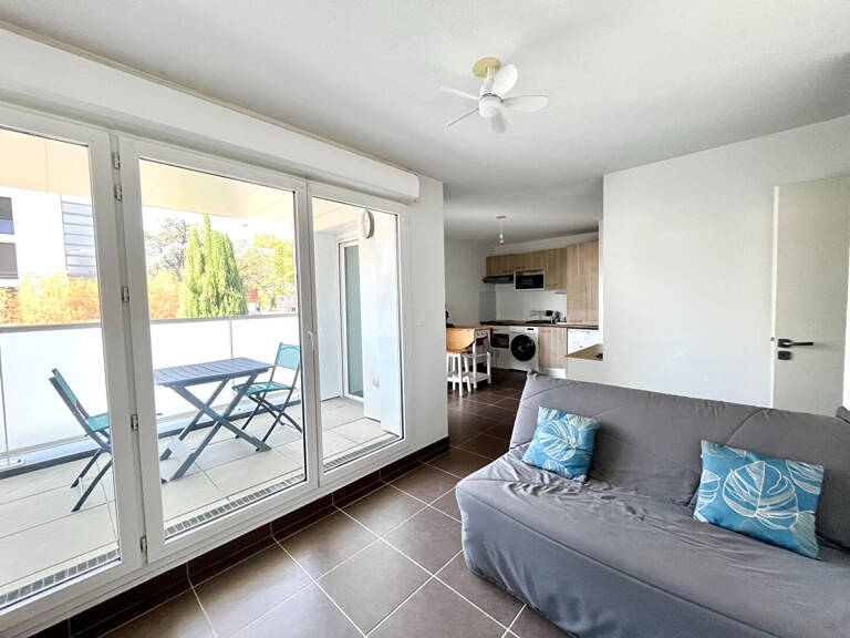 BLAGNAC - STUDIO MEUBLE  - 28m²  - BALCON - PARKING — photo 1